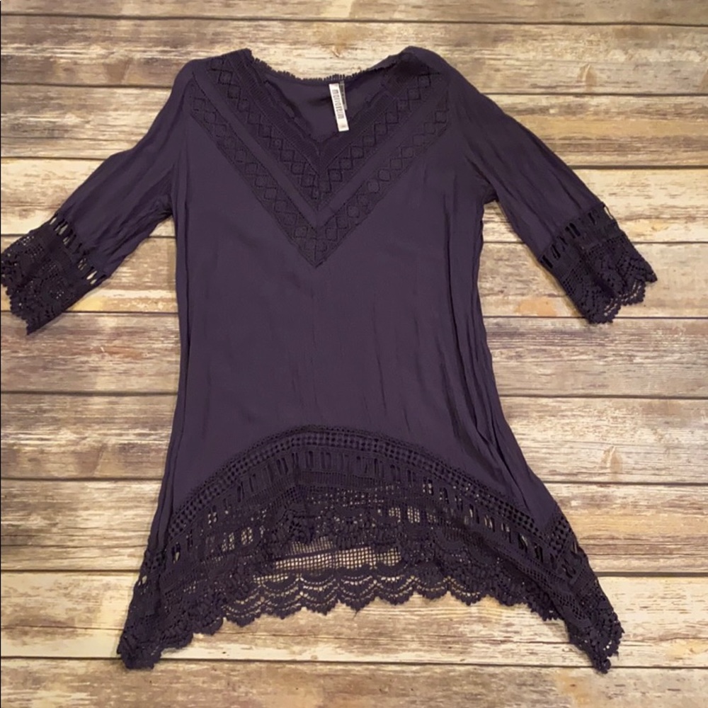 Crochet detail tunic